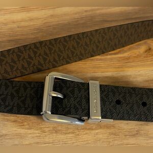 Michael Kors Belt Black Brown Twist Reversible with Silver Buckle Size Large